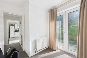 Photo 16- click for photo gallery